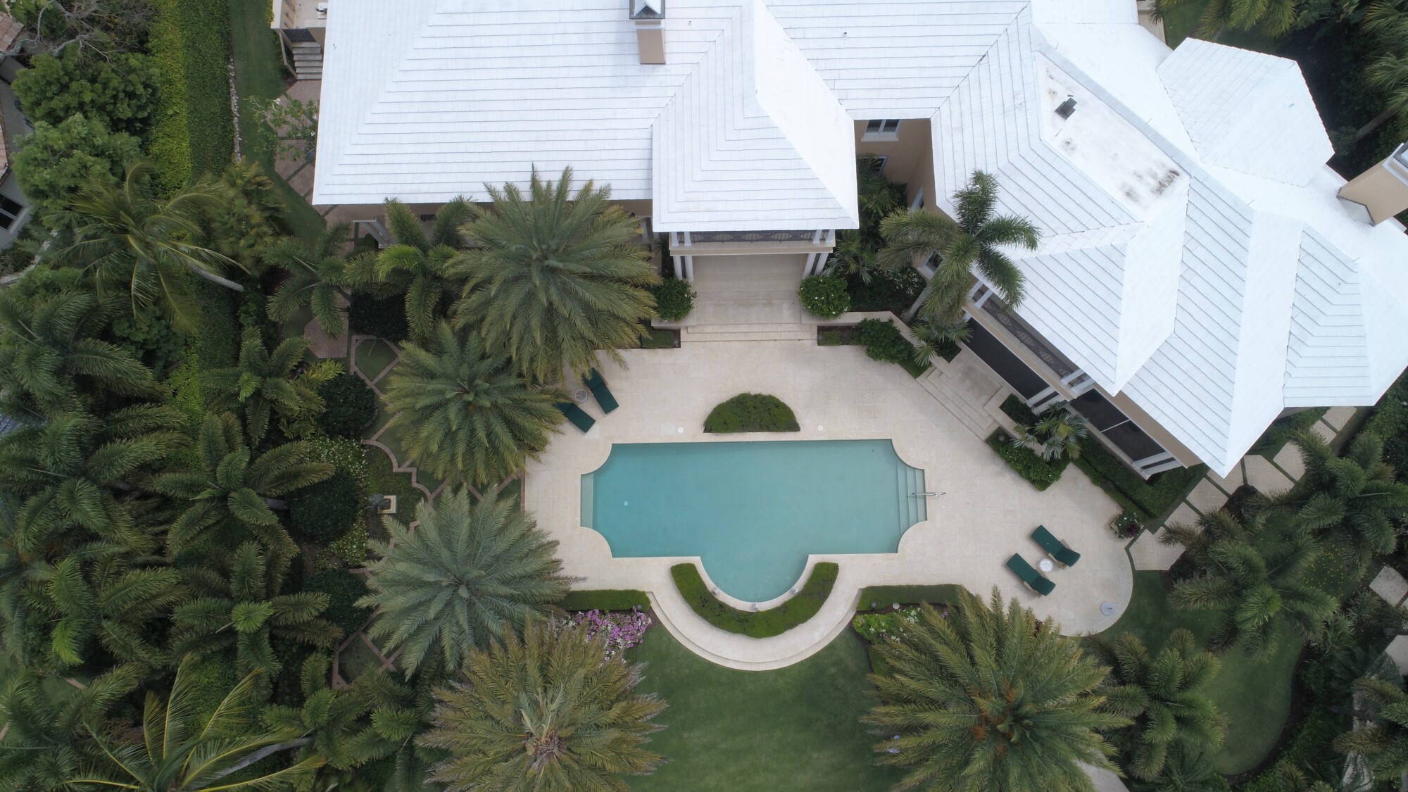 Crafting an Irresistible Vacation Rental Listing Description in Brandon, FL